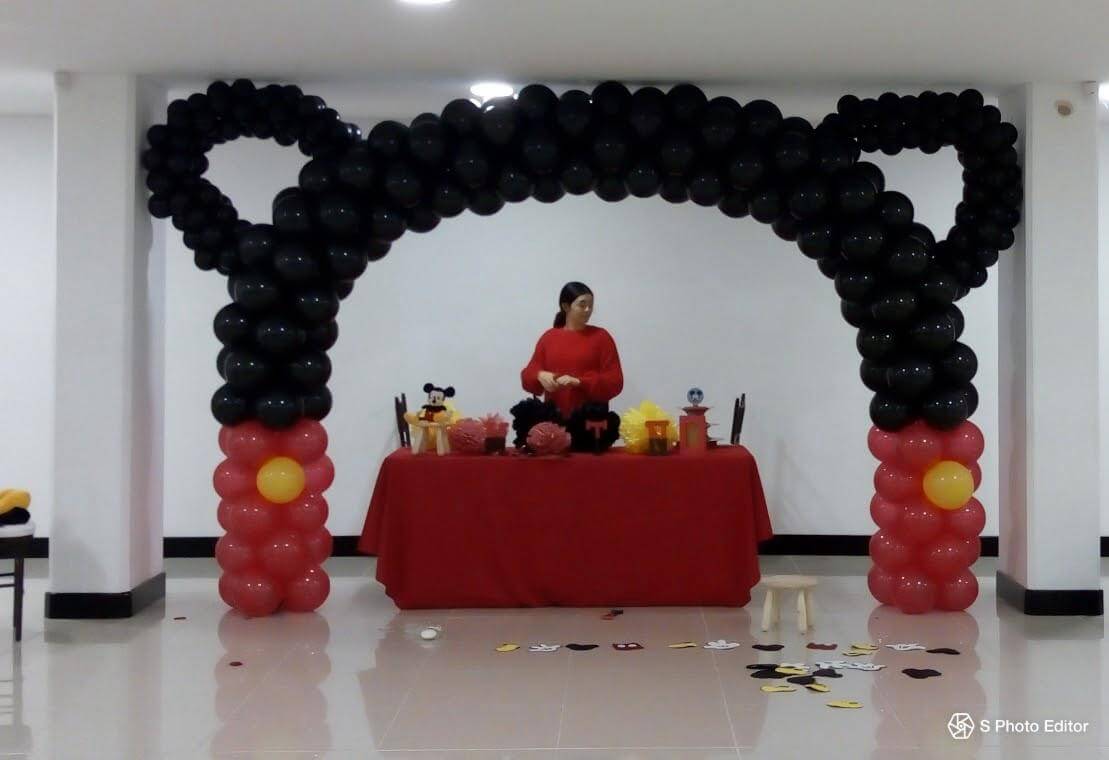 Decoración con globos para comunión en Alicante